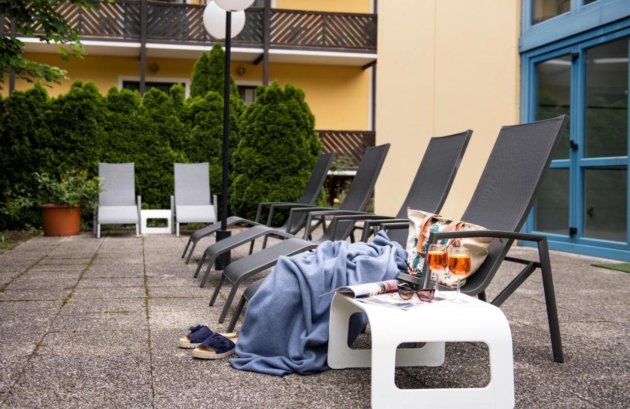 Parkhotel Zur Klause Bad Hall Exterior photo